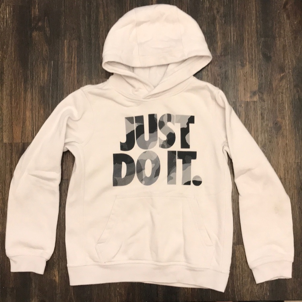 Boys Nike sweatshirt.